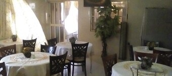 Jerry Cedarwood Guest House