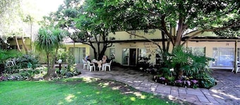 Doves Nest Guest House-45 habitaciones-Bed and Breakfast