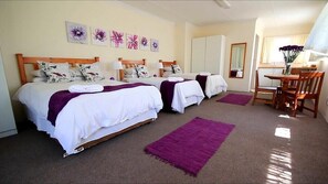 45 Schlafzimmer, WLAN