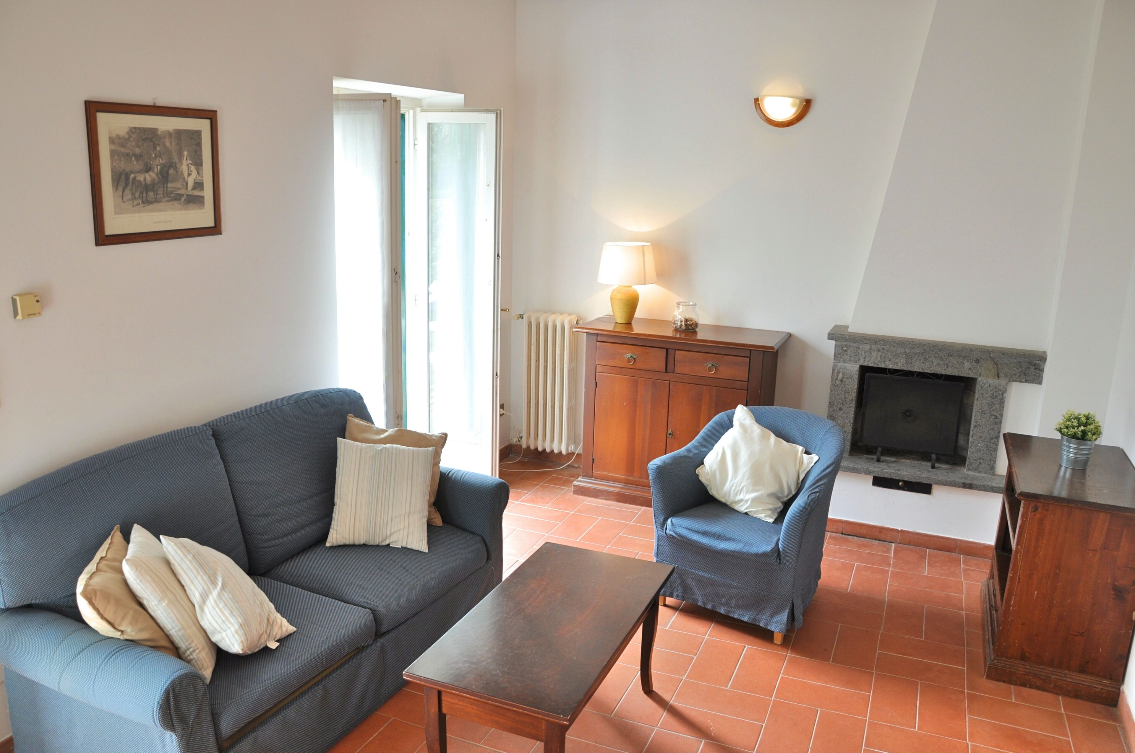 Fernseher, Kamin