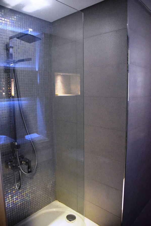 Bathroom shower - Units in The Village (New Cairo)