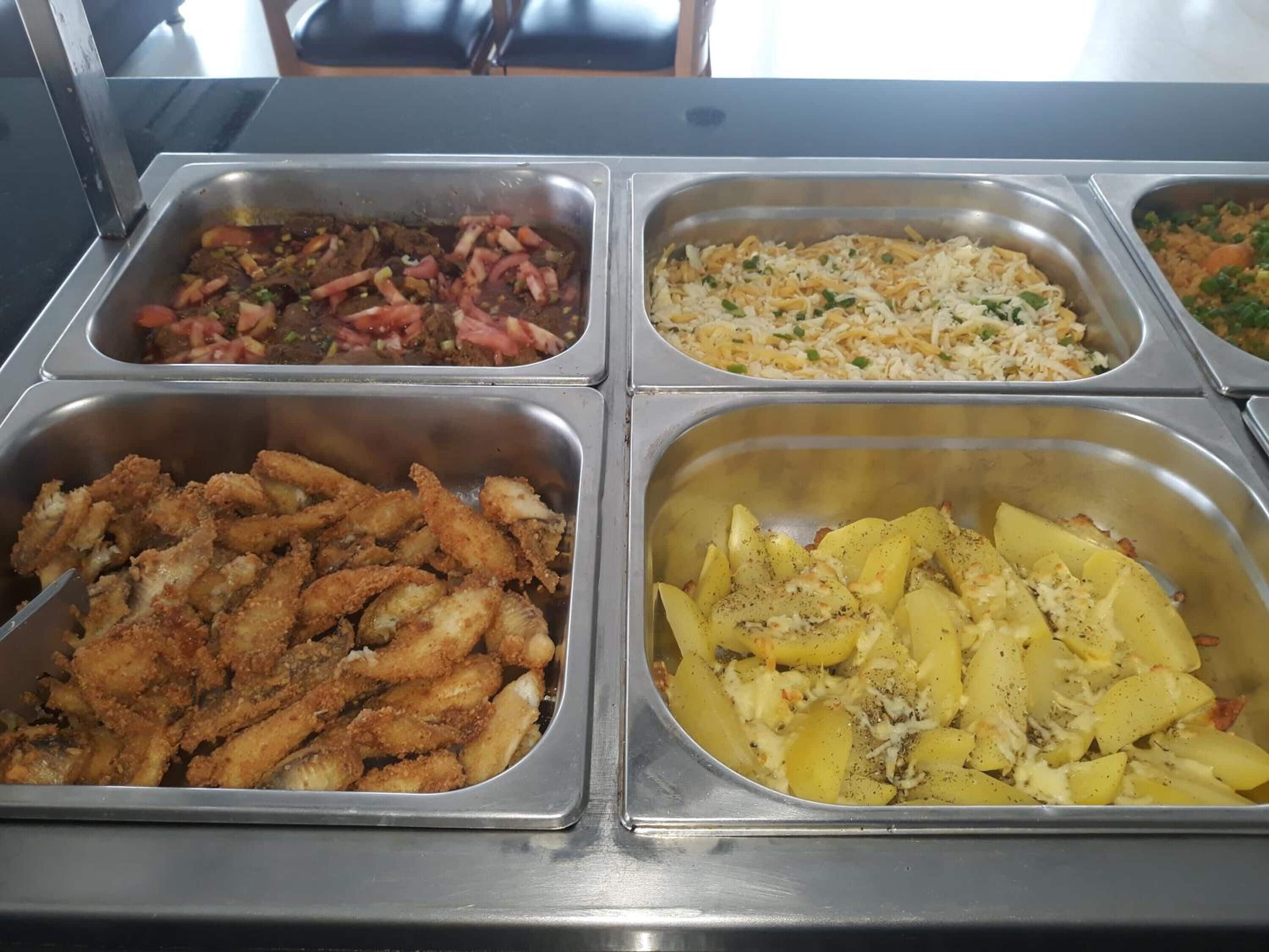 lunch and dinner served