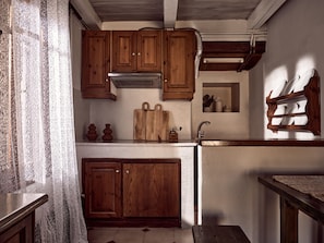 Apartment (Split Level) | Private kitchen