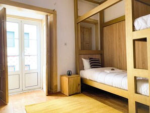 3 bedrooms, WiFi