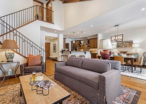 TV, fireplace, DVD player, books - Spacious Arrowhead Townhome with Easy Slope Access, Community Pool & Hot Tub (Edwards)