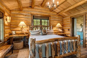 4 soverom, strykejern/-brett, wi-fi og sengetøy