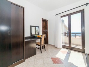 Classic-lejlighed - balkon - havudsigt | 2 soveværelser, mørklægningsgardiner, strygejern/strygebræt