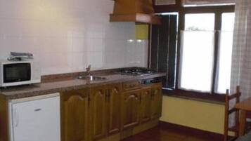 Apartment, 1 Bedroom | Private kitchen