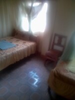 Habitación individual | Escritorio, espacio para trabajar con un portátil, wifi gratis