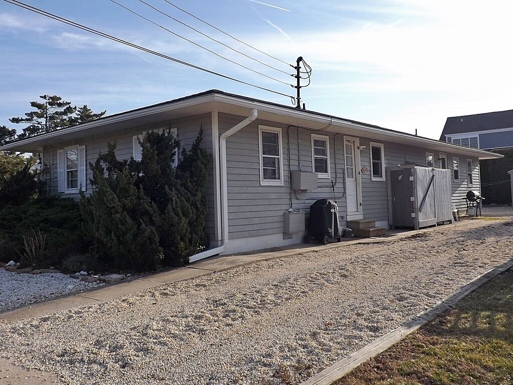 Enjoy the outdoor living space on the patio. Off street parking. Just a short stroll to the beach, restaurants, ice cream, miniature golf , movie theatre and all that downtown Stone Harbor has to offer!  This is the front unit of the two unit buildin