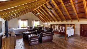 5 chambres, Wi-Fi gratuit, draps fournis