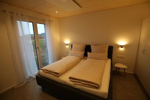 1 Schlafzimmer, BĂŒgeleisen/BĂŒgelbrett, WLAN, BettwĂ€sche