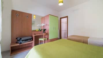 1 bedroom, travel crib, free WiFi, bed sheets