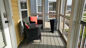 Property grounds - Your Vacation Paradise! (Ottawa)