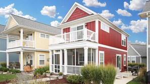 Exterior - An Inviting Retreat! (Ottawa)