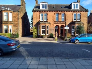 Exterior - Lindean Guest House (Dumfries)