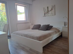 2 Schlafzimmer, kostenloses WLAN, Bettwäsche
