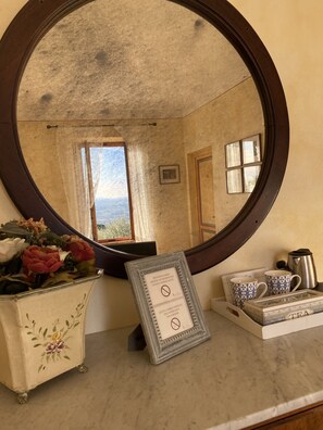 Suite, terrasse | Oppholdsområde