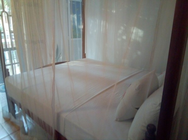 Room | Iron/ironing board, free WiFi