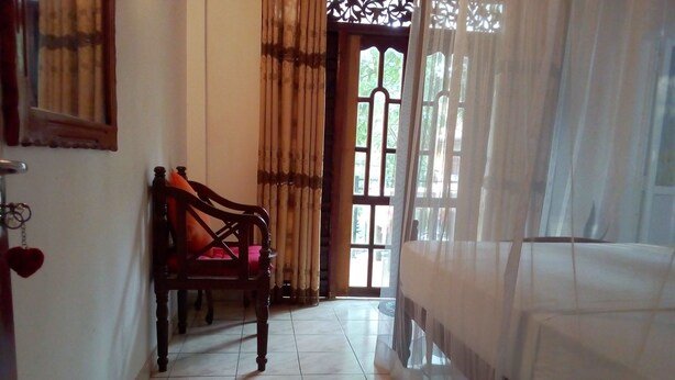 Room - Treehouse (Ahangama)