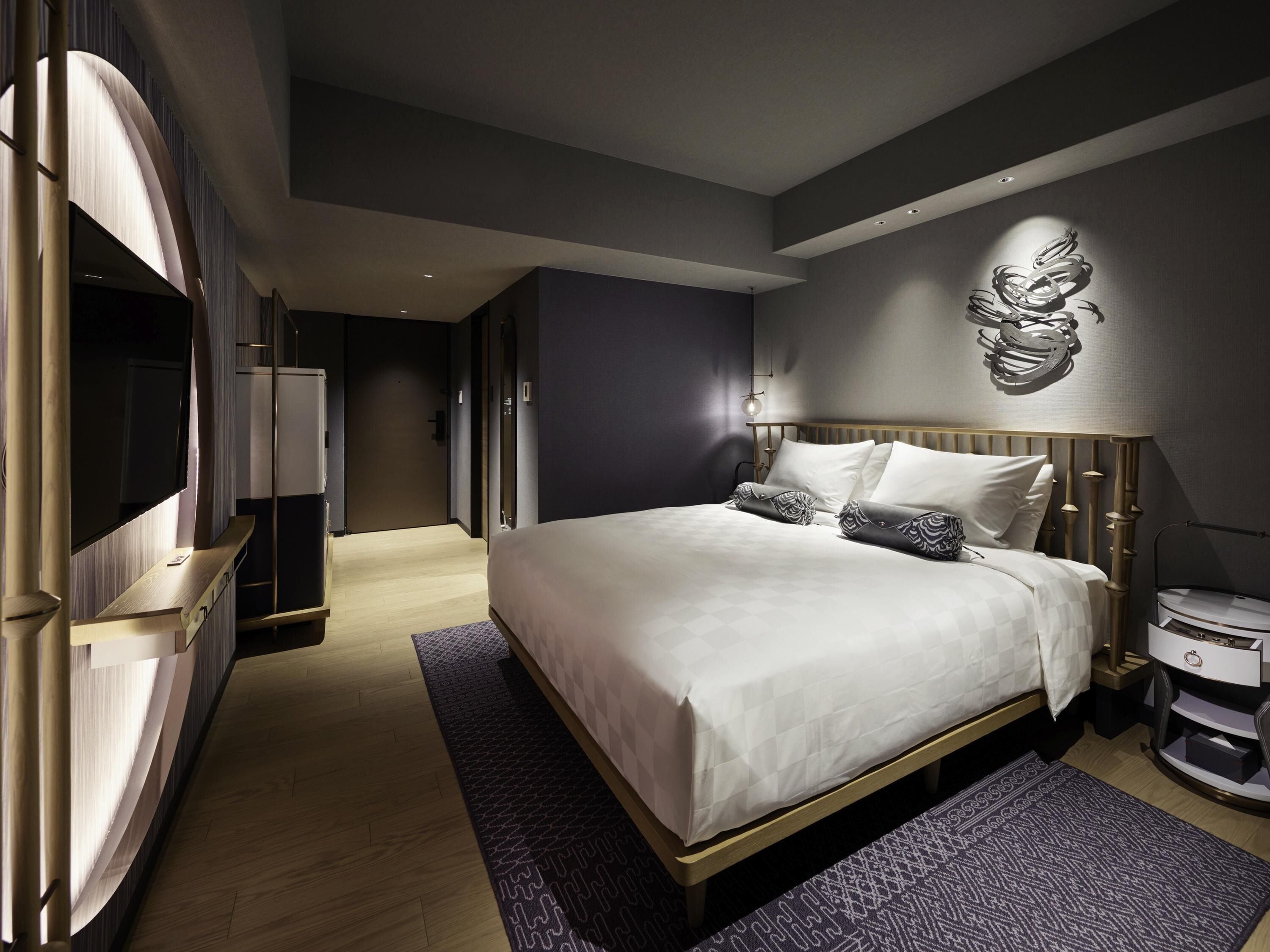 Down duvets, in-room safe, free WiFi, bed sheets