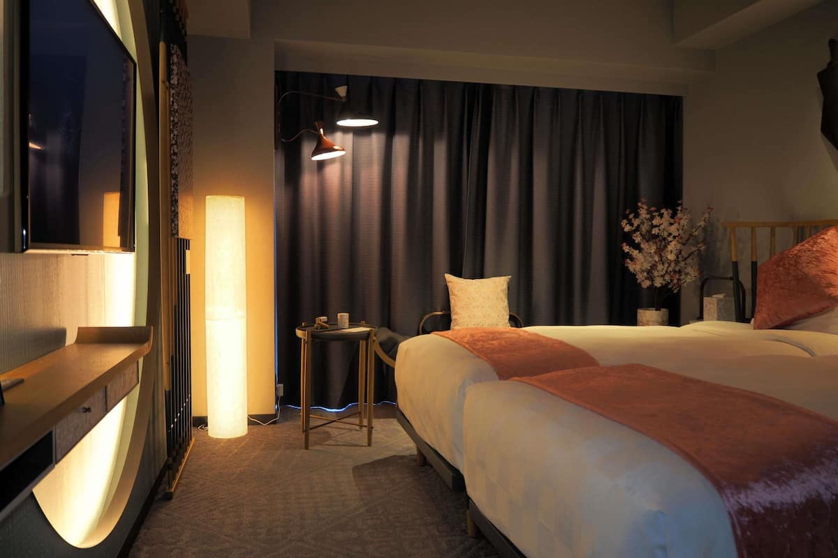 Kamar, 2 Tempat Tidur Twin, bathtub (Concept, Sakura) | Selimut bulu angsa, brankas, Wi-Fi gratis, dan seprai linen