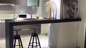 Comfort Apartment, 1 Bedroom | Private kitchenette - Regalia Studios (Kuala Lumpur)