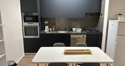Gabriel Apartments - Jaffa Street - Next To Market