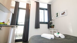 Luokittelematon kuva, 5 kautta 56, painike