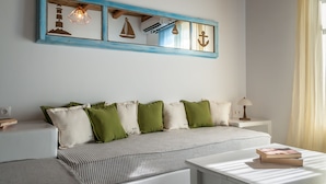 Junior Suite, Sea View | Cribs (free), WiFi (free), individually decorated - Faros Apartments (Milos)