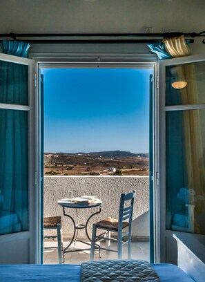 Suite – junior, sjøutsikt | Individuelt dekorert, individuelt innredet og barnesenger (inkludert)