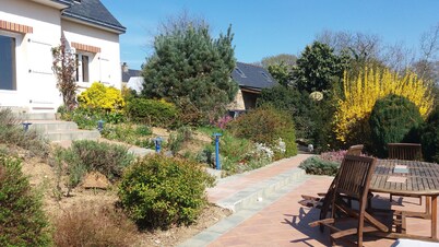 House with pool near Rochefort en Terre and Gacilly