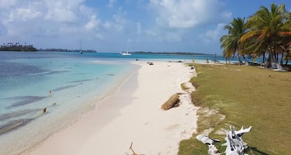San Blas Private Over-the-Water Cabin
