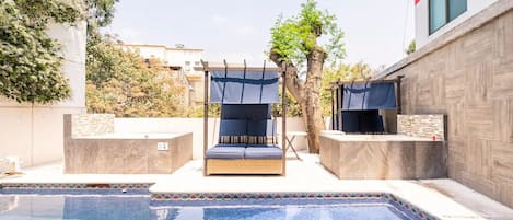 Piscina all'aperto