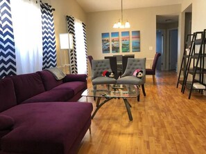Living room - 6148 Sandcrest · Across Street From Universal. Pool Sleep 8+ (Orlando)