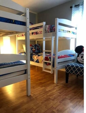 3 bedrooms, free WiFi, bed sheets