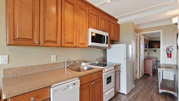 Fridge, microwave, oven, dishwasher