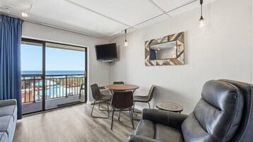 Una televisión, un reproductor de DVD