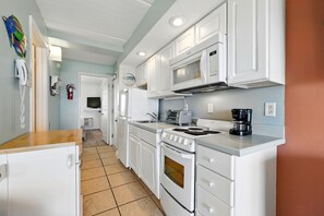 Fridge, microwave, oven, coffee/tea maker