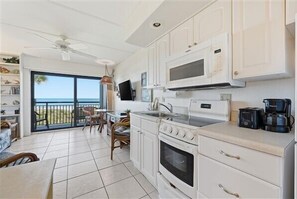 Fridge, microwave, oven, coffee/tea maker
