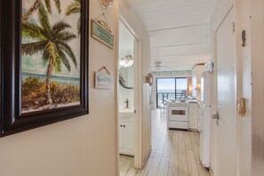 Interior - Beacher's Oceanfront Balcony Suite with Onsite Front desk and staff (St. Augustine)
