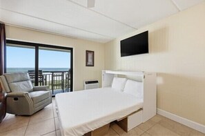 1 chambre, fer et planche à repasser, accès Internet, draps fournis