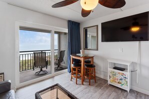 Flachbildfernseher, DVD-Player