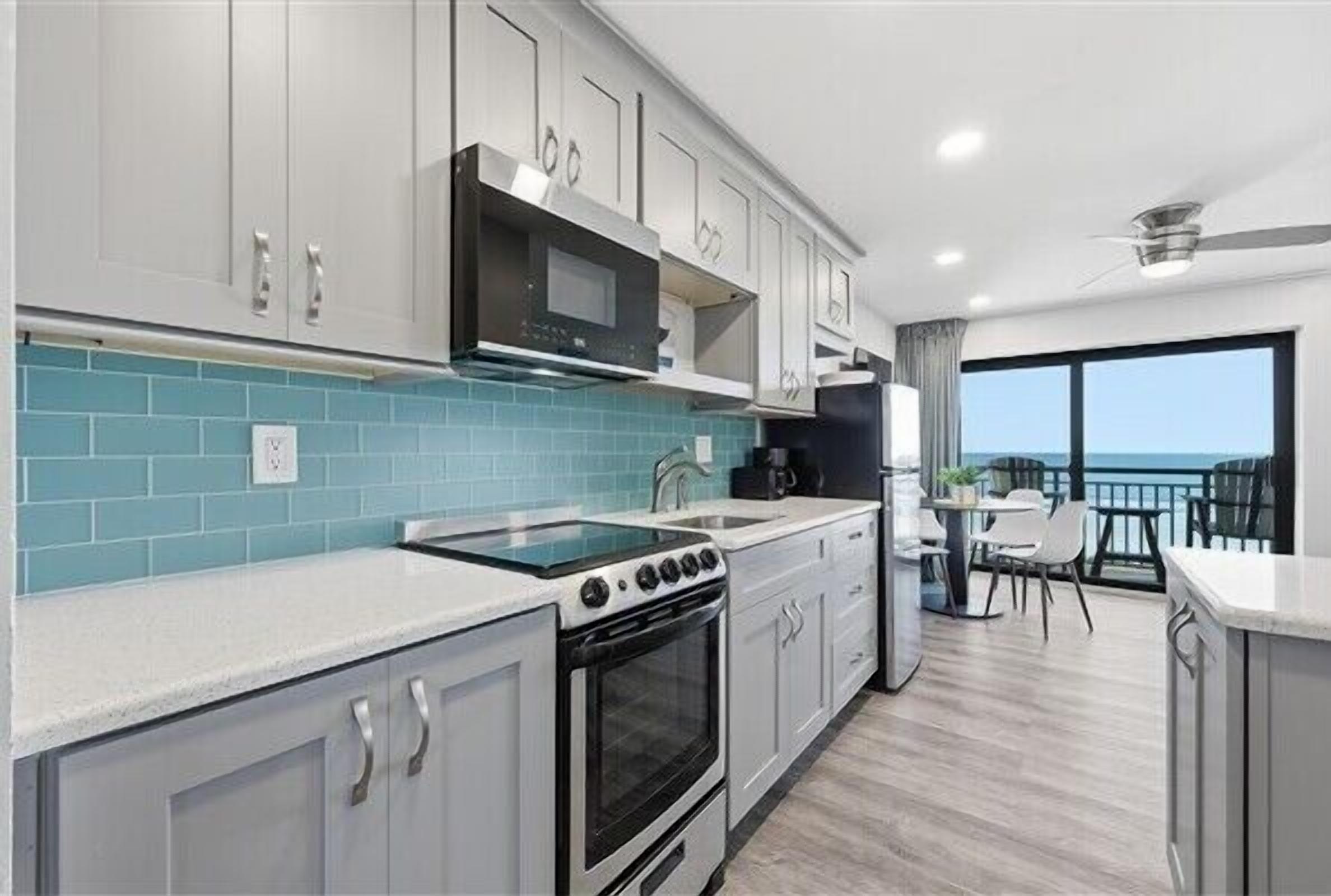 Fridge, microwave, oven, coffee/tea maker