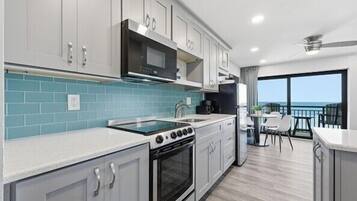 Fridge, microwave, oven, coffee/tea maker