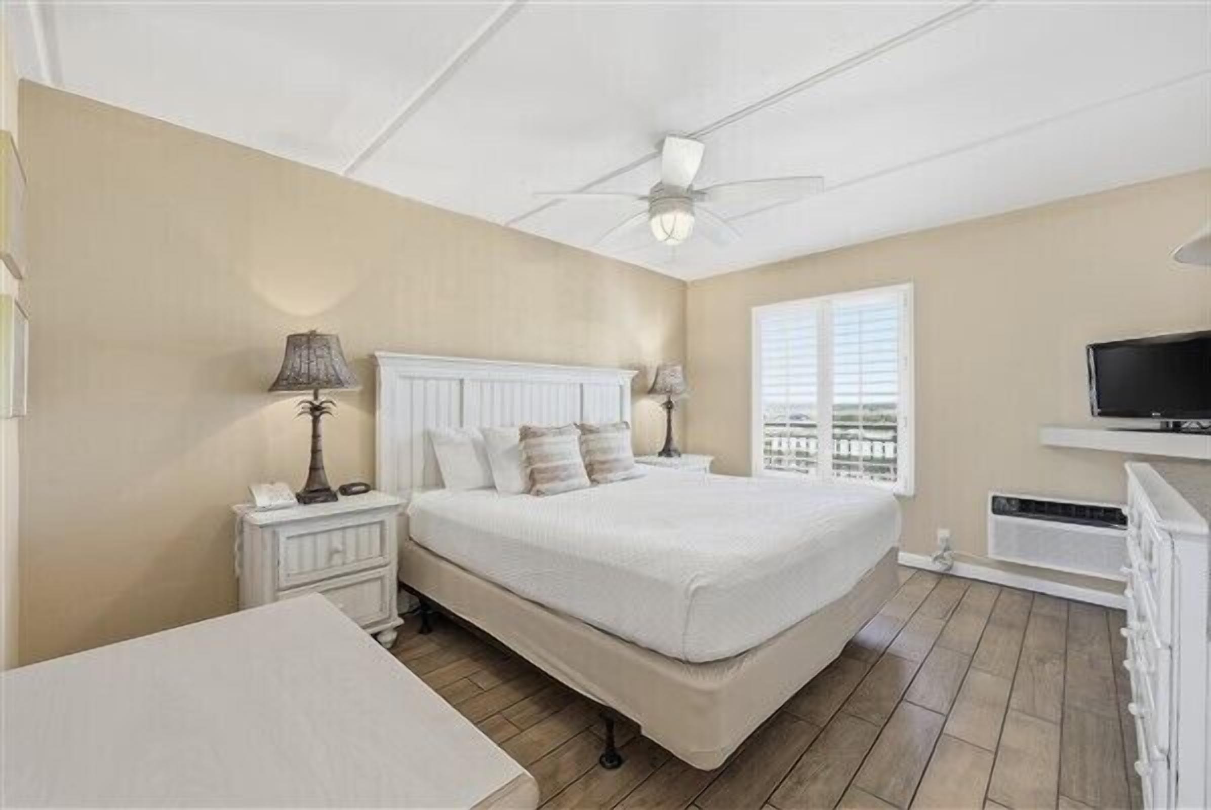 1 bedroom, iron/ironing board, Internet, bed sheets