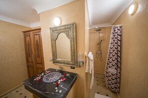 Unclassified image, 2 of 52, button - Riad Le Petit Patrimoine De Fés (Fes)