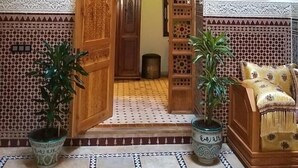 صورة غير مصنفة، 5 من 52، زرّ