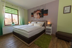 Deluxe Apartment, Private Bathroom