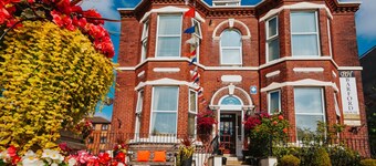 Barford House - Ground Floor Self-Catering Apartment Southport